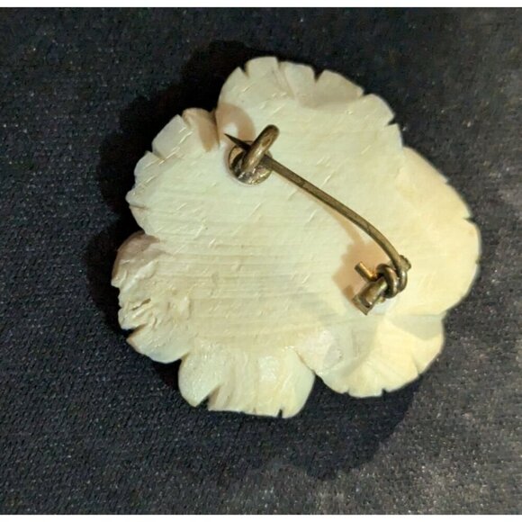 Vintage Antique  Pansy flower brooch pin  Estate C clasp yellow blue celluloid? - Picture 8 of 8